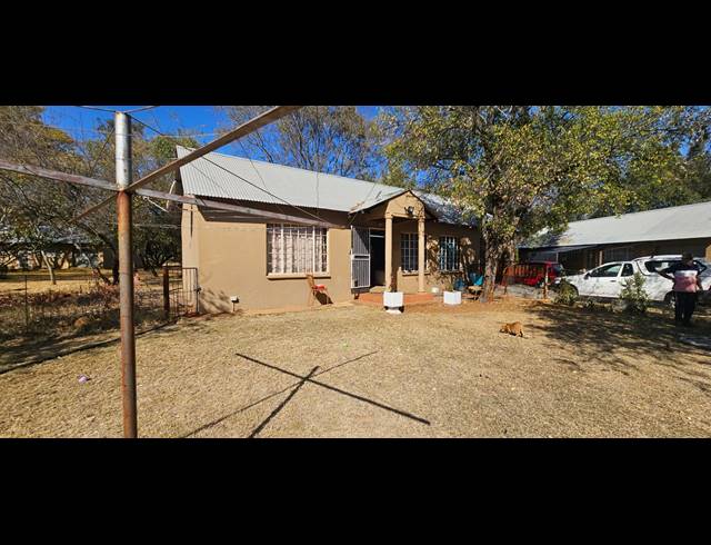 4.10HA SMALLHOLDING FOR SALE IN RENOSTERFONTEIN AH